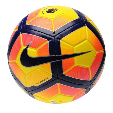 NIKE AEROW TRAC SOCCER BALL .